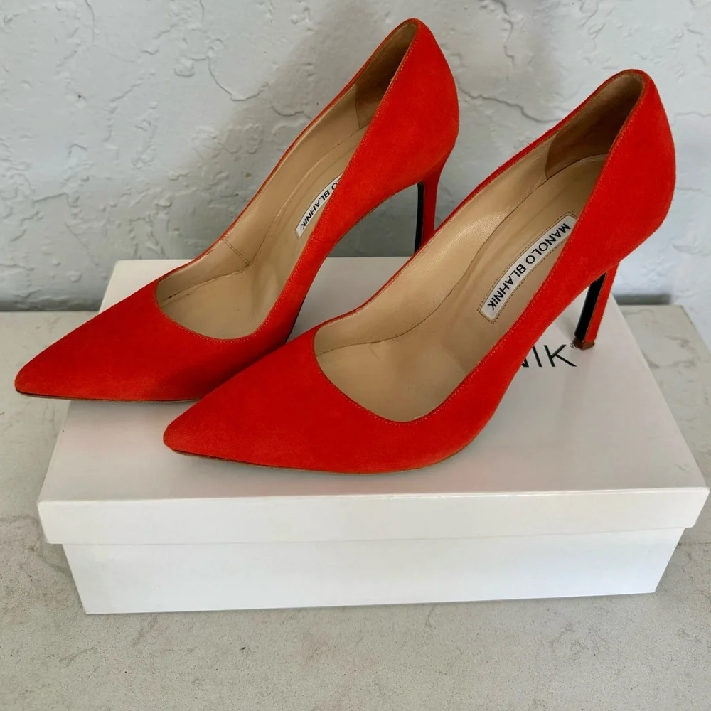 Manolo Blahnik Orange Suede Pumps Size 37 (US 7) Pointed Toe Stiletto Heels - Picture 4 of 13